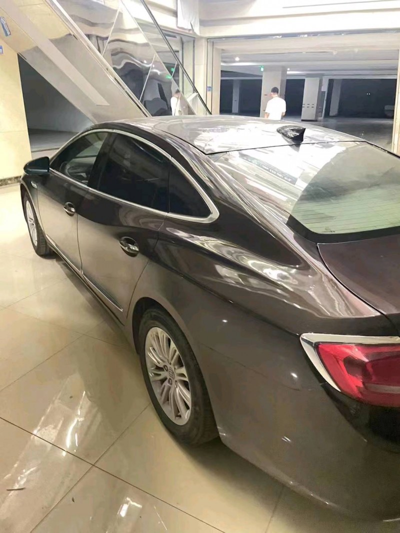 邯郸17年别克君越5