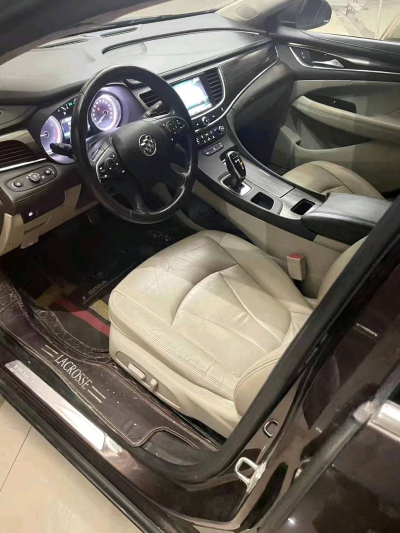 邯郸17年别克君越7