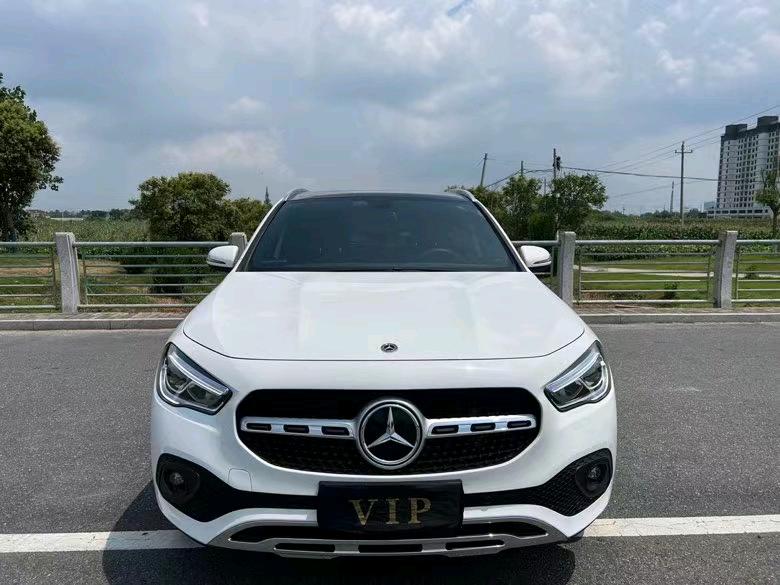 盐城22年奔驰GLA1