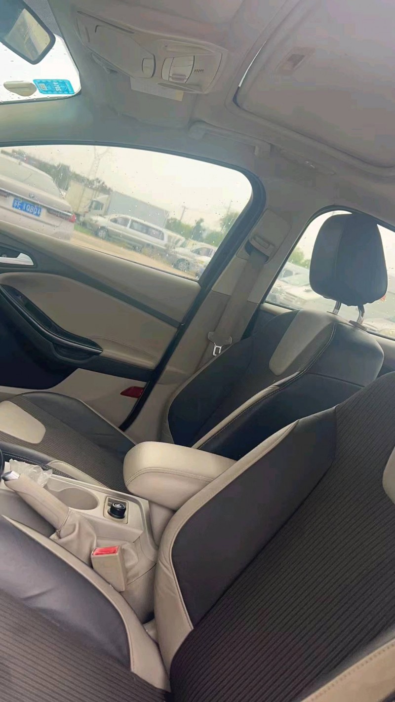 常州12年福特福克斯3