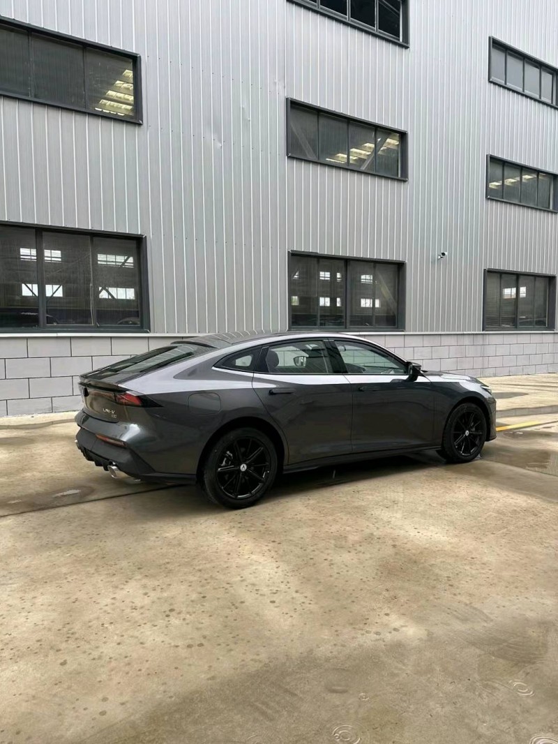 宿迁23年长安汽车UNI-V8