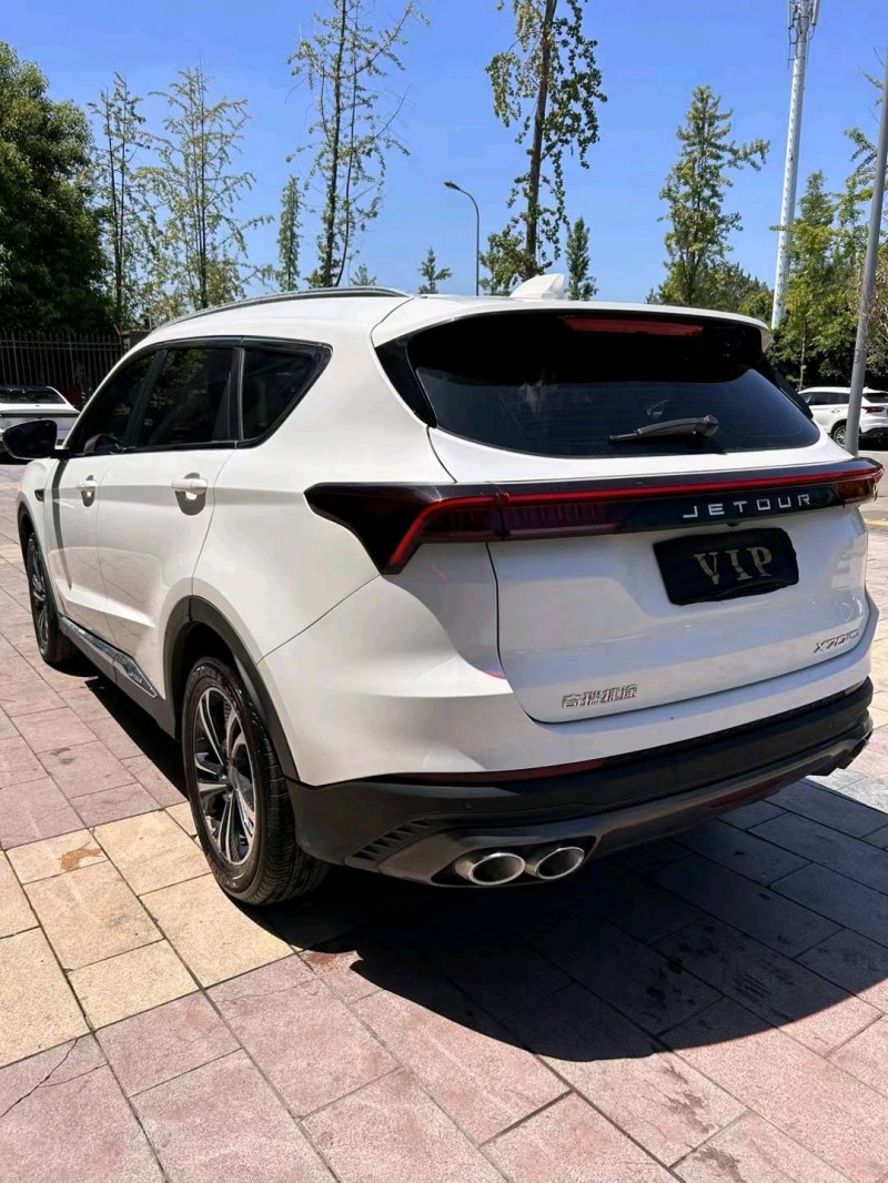 成都21年奇瑞捷途X707