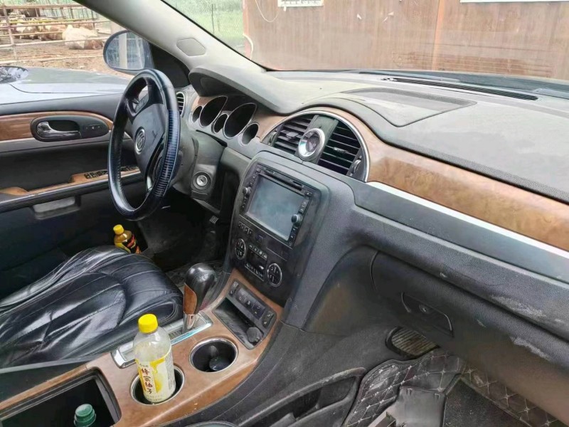 枣庄11年别克昂科雷7