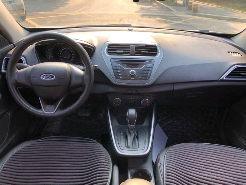 青岛19年福特福睿斯6