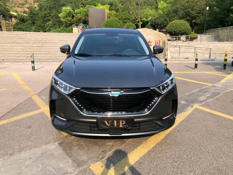 青島21年長安汽車歐尚1
