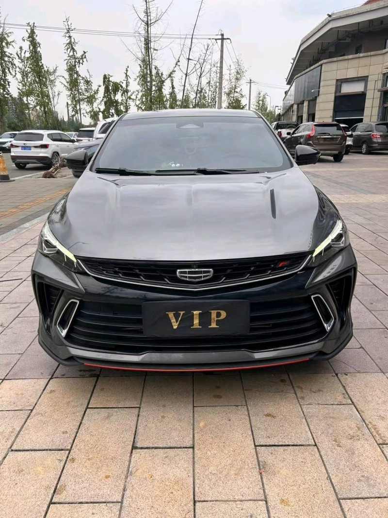 成都22年吉利缤瑞1