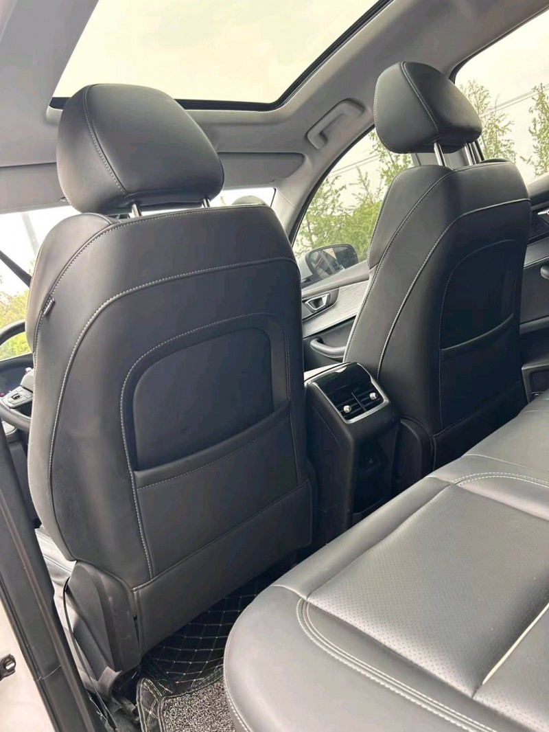 成都21年奇瑞瑞虎74