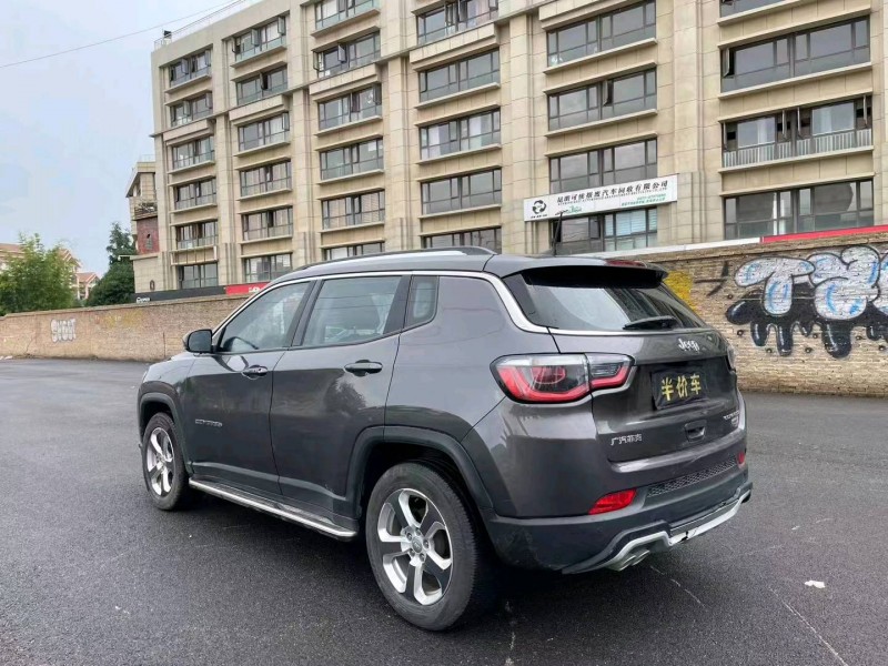 济南17年Jeep指南者7