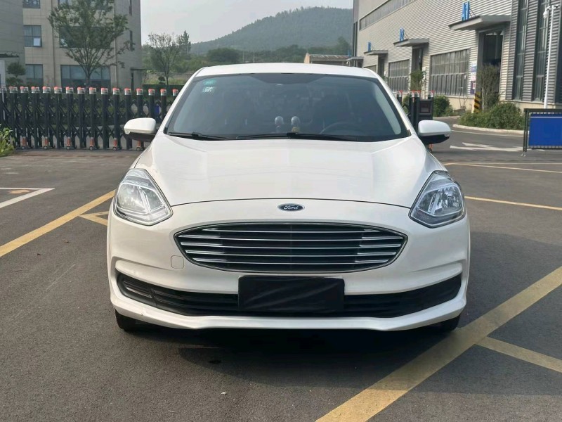 徐州19年福特福克斯1