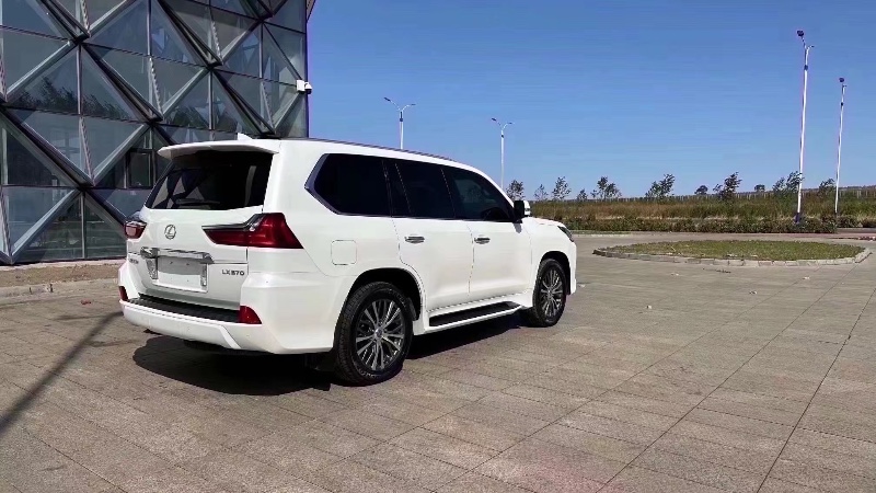 哈爾濱16年雷克薩斯LX8