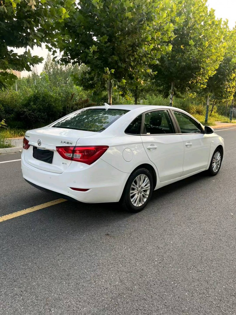 徐州17年别克英朗8