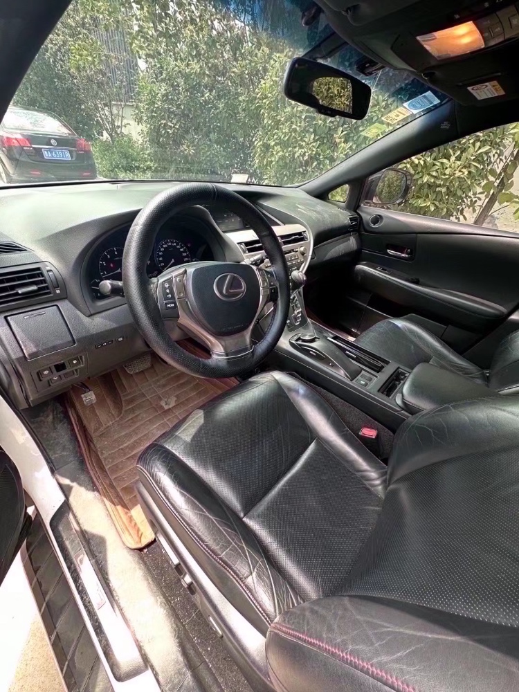 济南14年雷克萨斯RX3