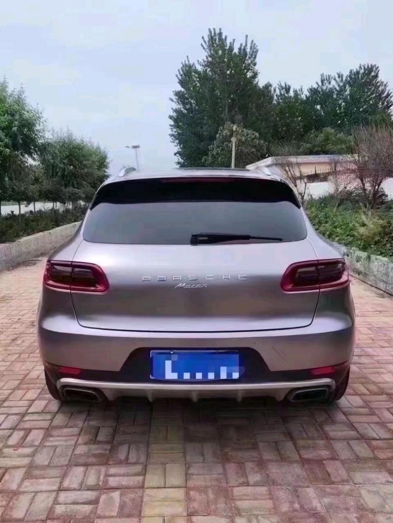 枣庄15年保时捷Macan7