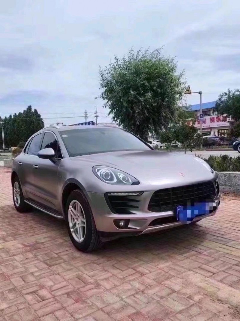枣庄15年保时捷Macan8