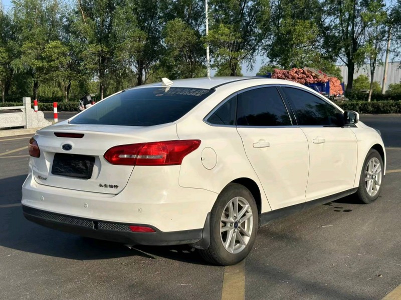 徐州17年福特福克斯3