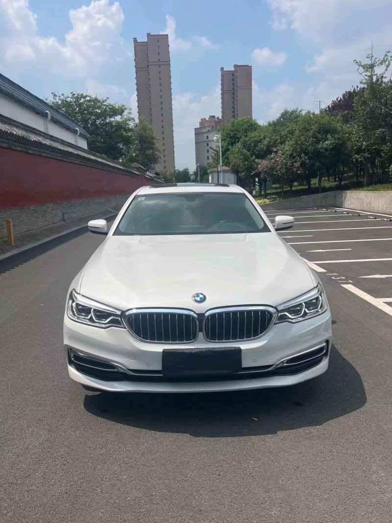 济宁19年宝马5系1