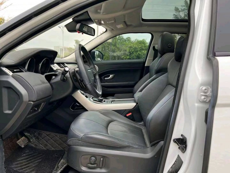 深圳18年路虎极光7