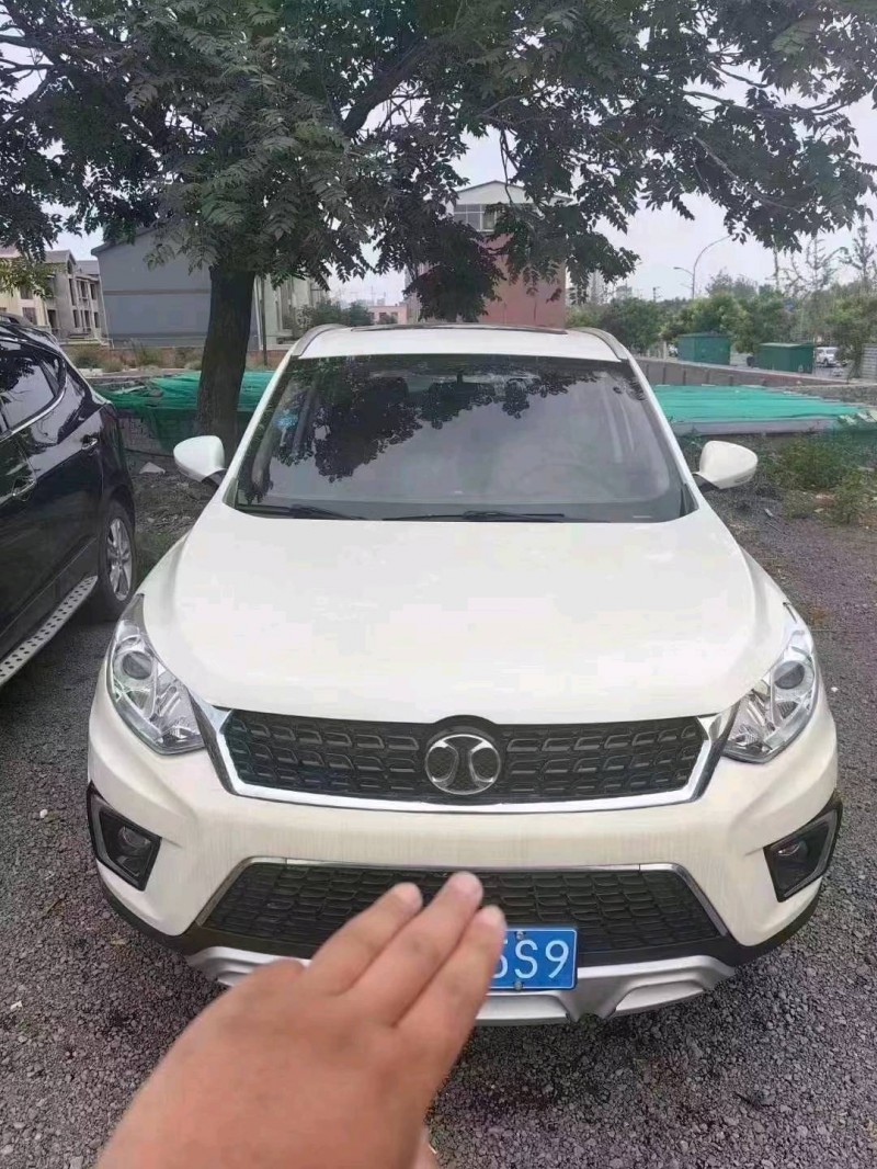 邯郸18年北汽绅宝X351