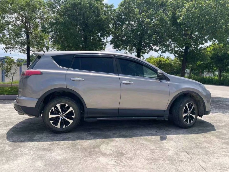汕头20年丰田RAV45
