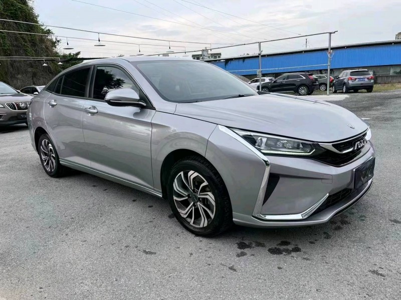 宜昌21年东风奕炫3