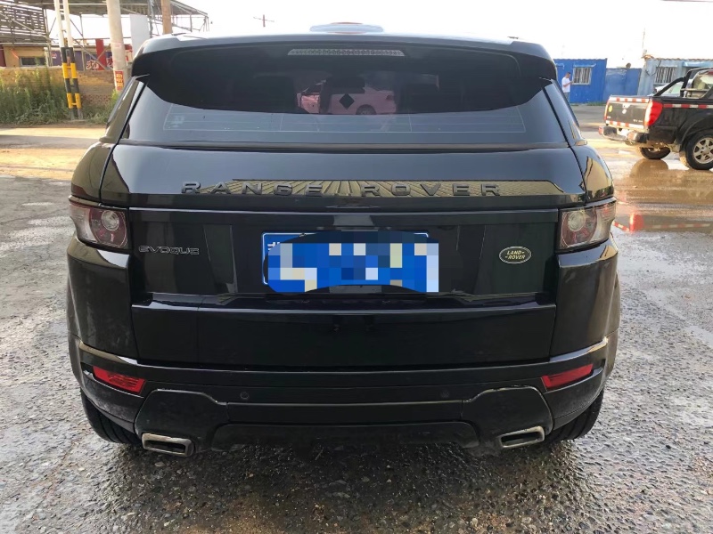 保定15年路虎揽胜极光(进口)8