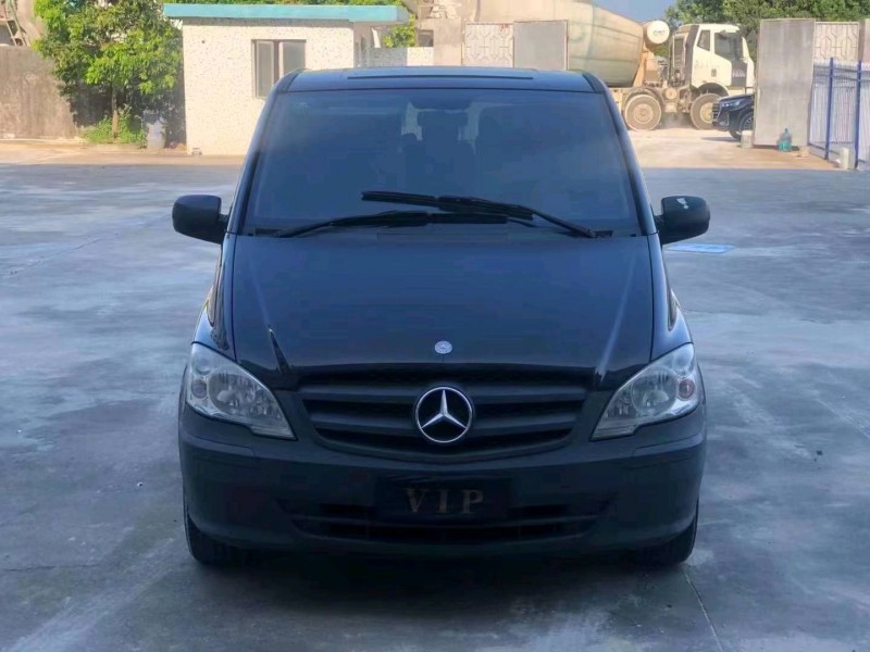 珠海14年奔驰威霆1