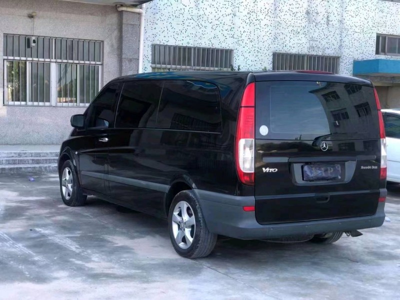 珠海14年奔驰威霆4