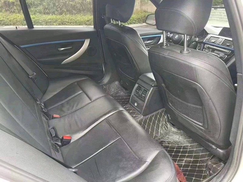 宜昌19年宝马3系8