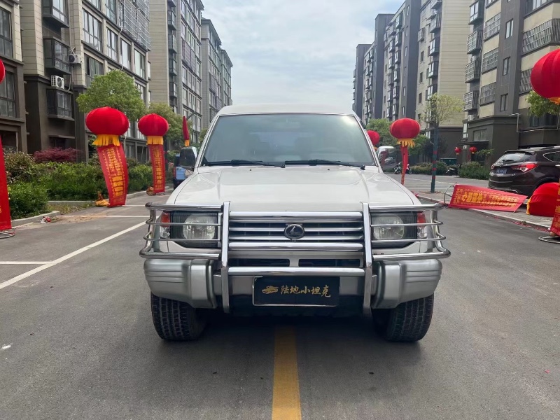 徐州12年獵豹汽車黑金剛1