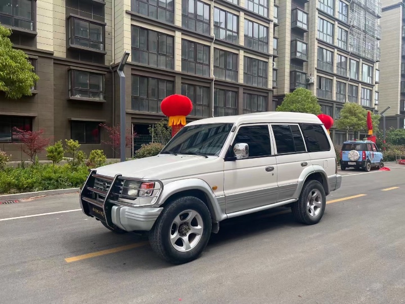 徐州12年獵豹汽車黑金剛5