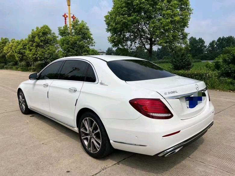 盐城17年奔驰E4