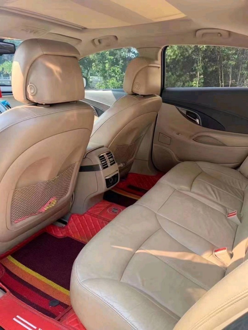 汕头13年别克君越6