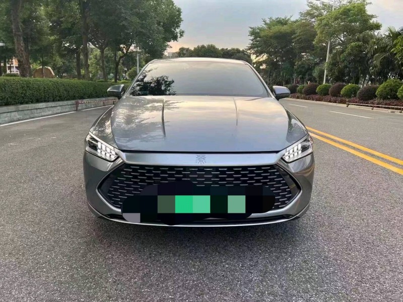 汕頭22年比亞迪秦1