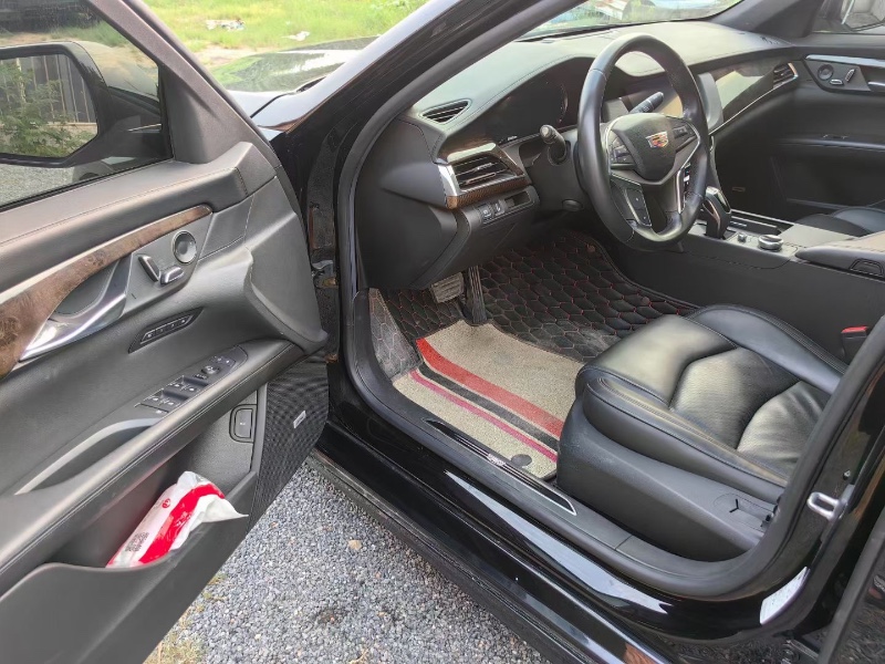 安阳19年凯迪拉克CT64