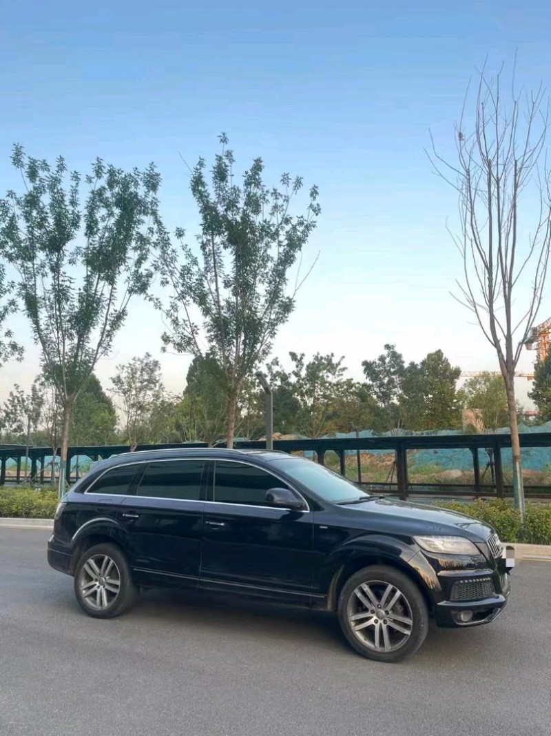 东营10年奥迪Q74