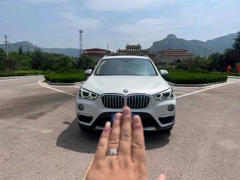 济宁17年宝马X11