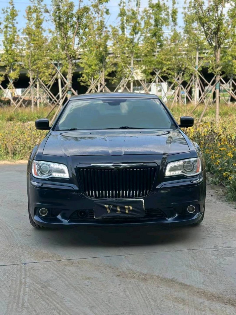 枣庄13年克莱斯勒300C1