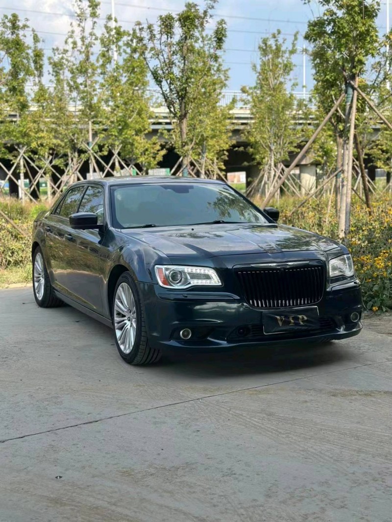 枣庄13年克莱斯勒300C3