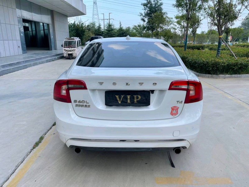 枣庄18年沃尔沃S60L2