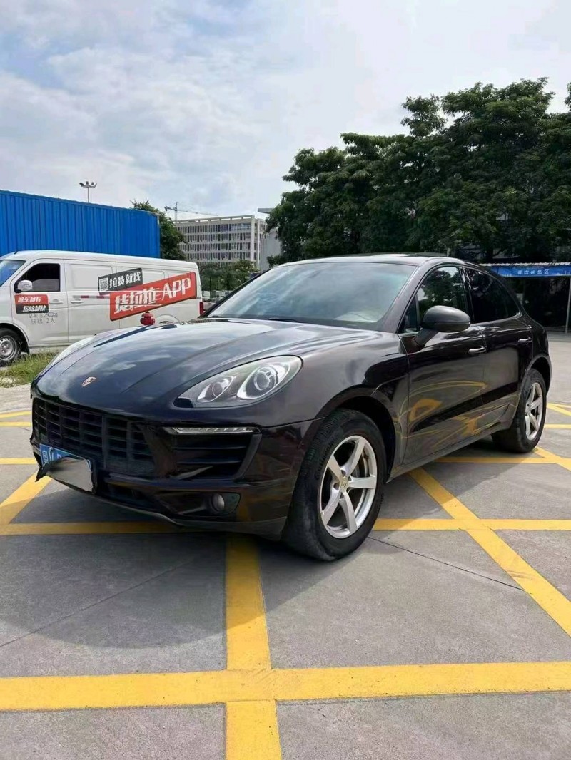 汕头16年保时捷Macan2