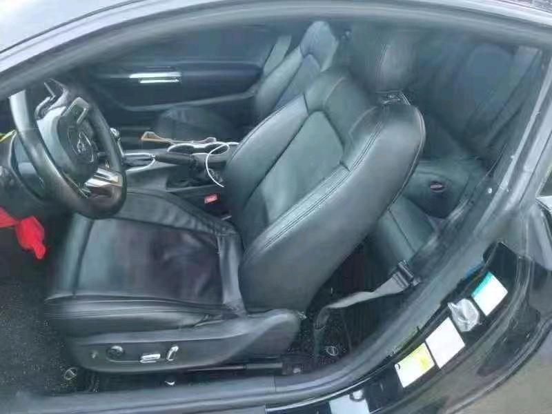 珠海18年福特野马3