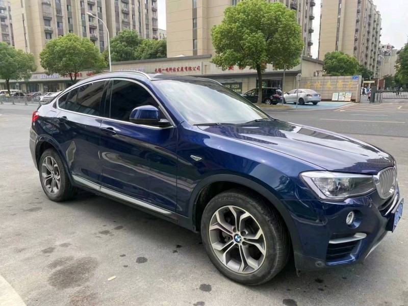 苏州17年宝马X44