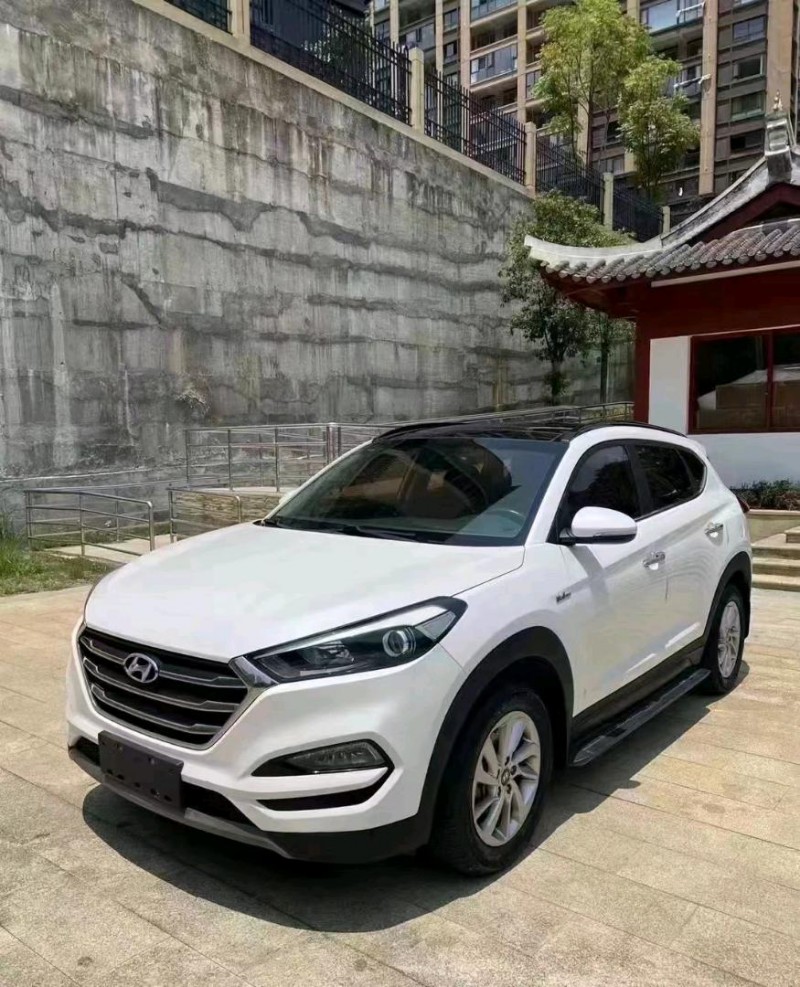 嘉兴17年现代途胜4
