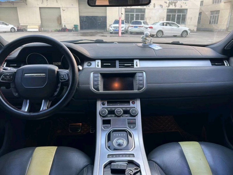 徐州12年路虎极光4