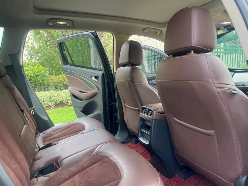 枣庄17年别克昂科威6