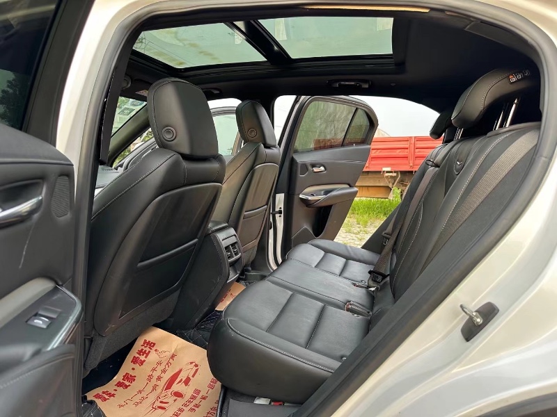 徐州17年凯迪拉克XT46