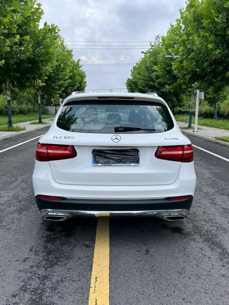 徐州16年奔驰GLC9