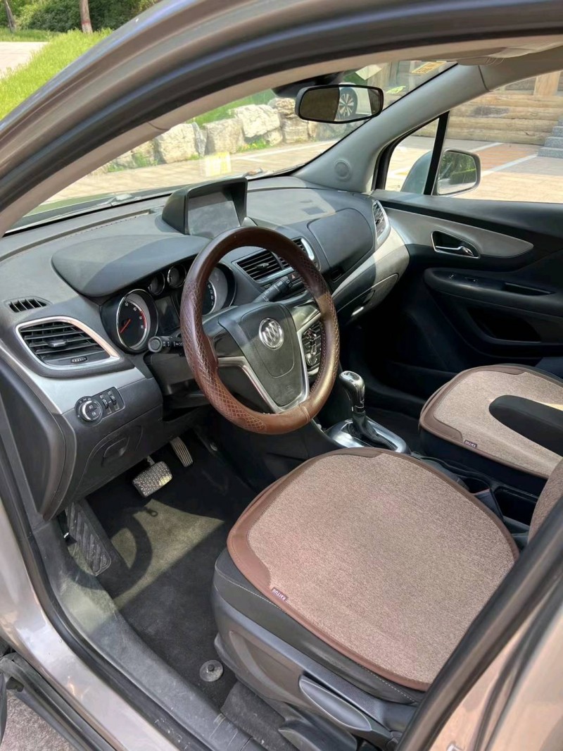 邢台13年别克昂科拉4