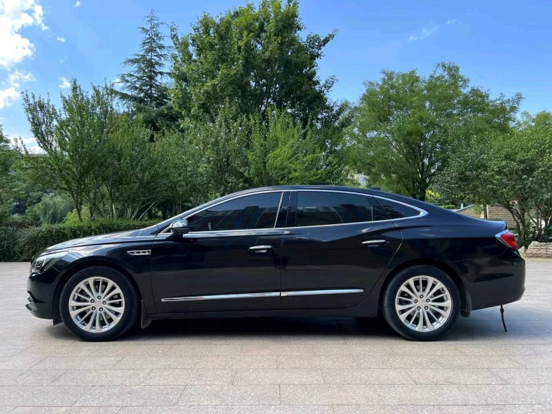 邢台18年别克君越8