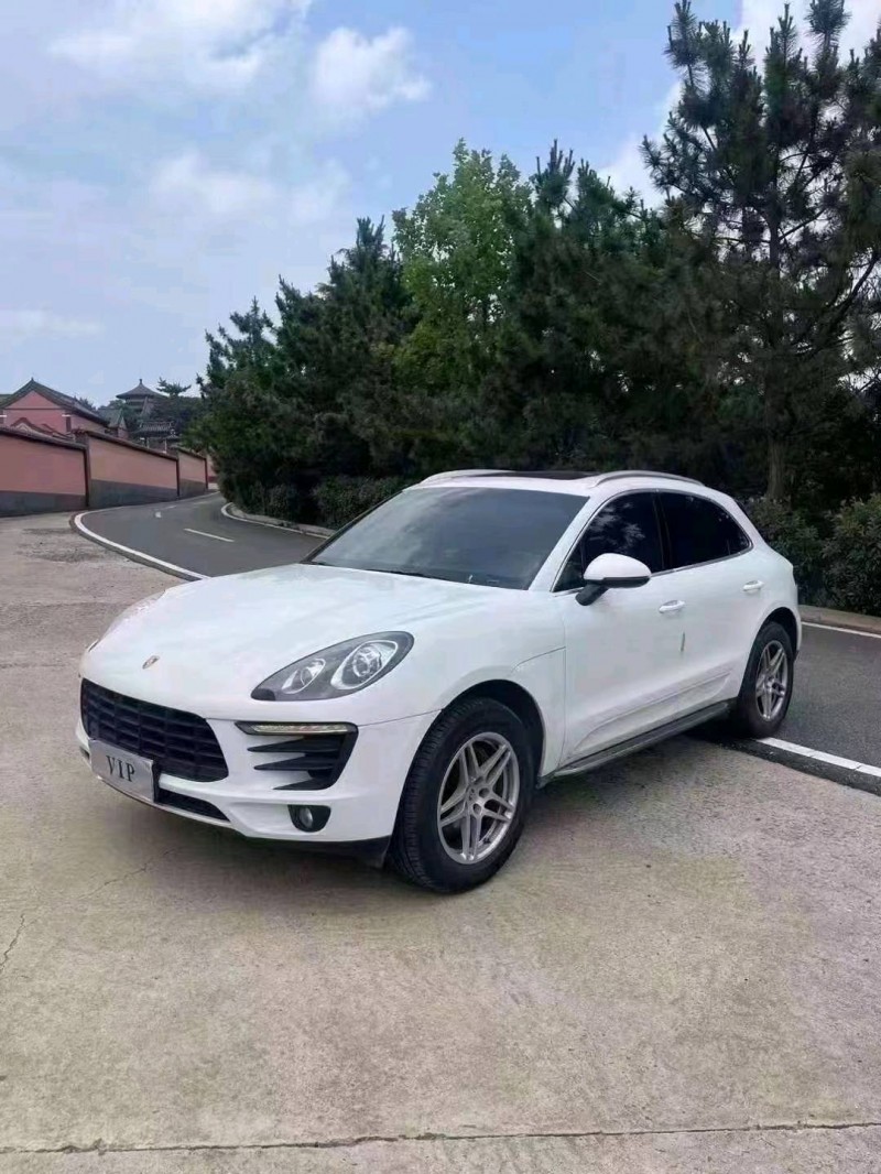 枣庄16年保时捷Macan2